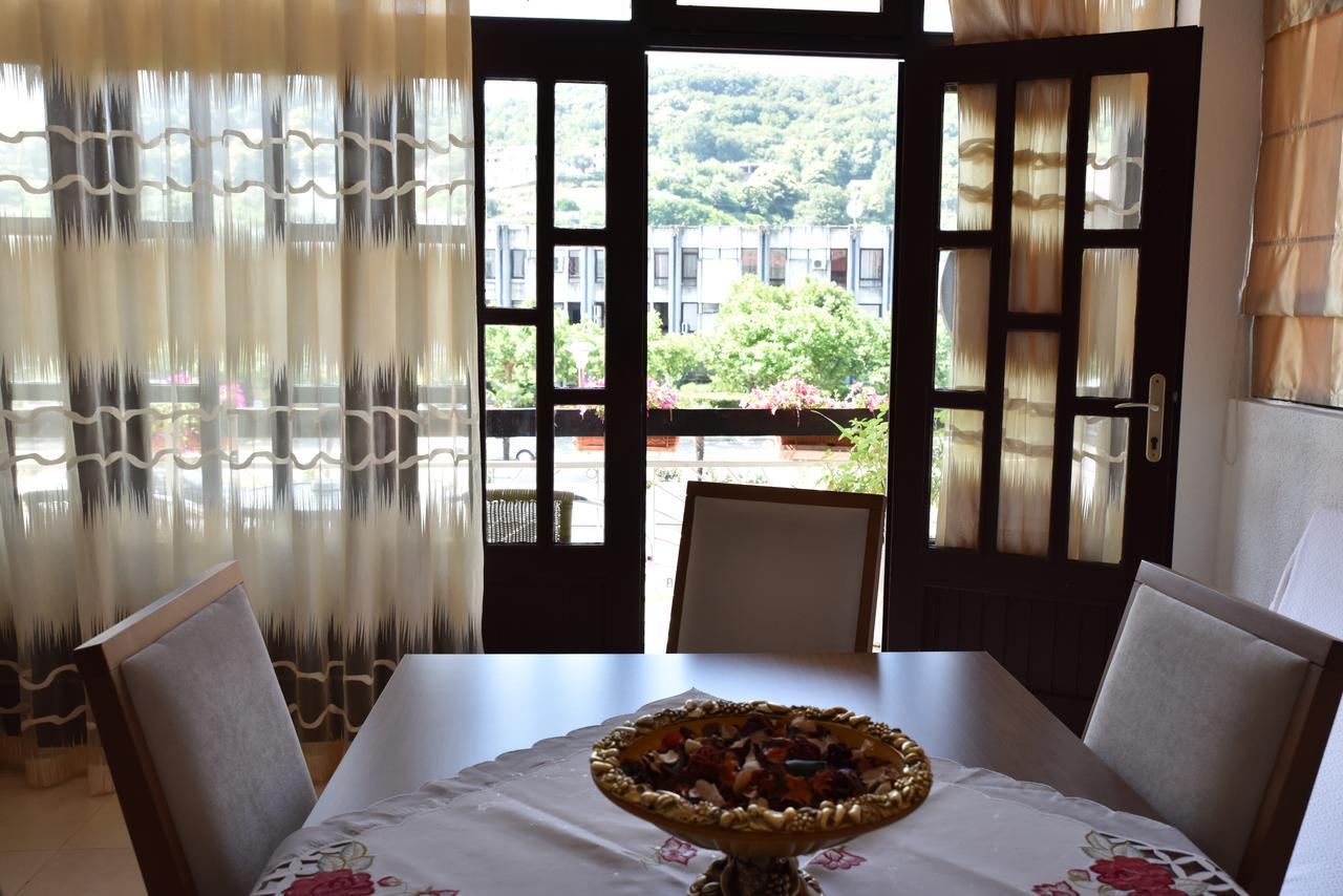 Guest House Evropa Ούλτσιν Εξωτερικό φωτογραφία