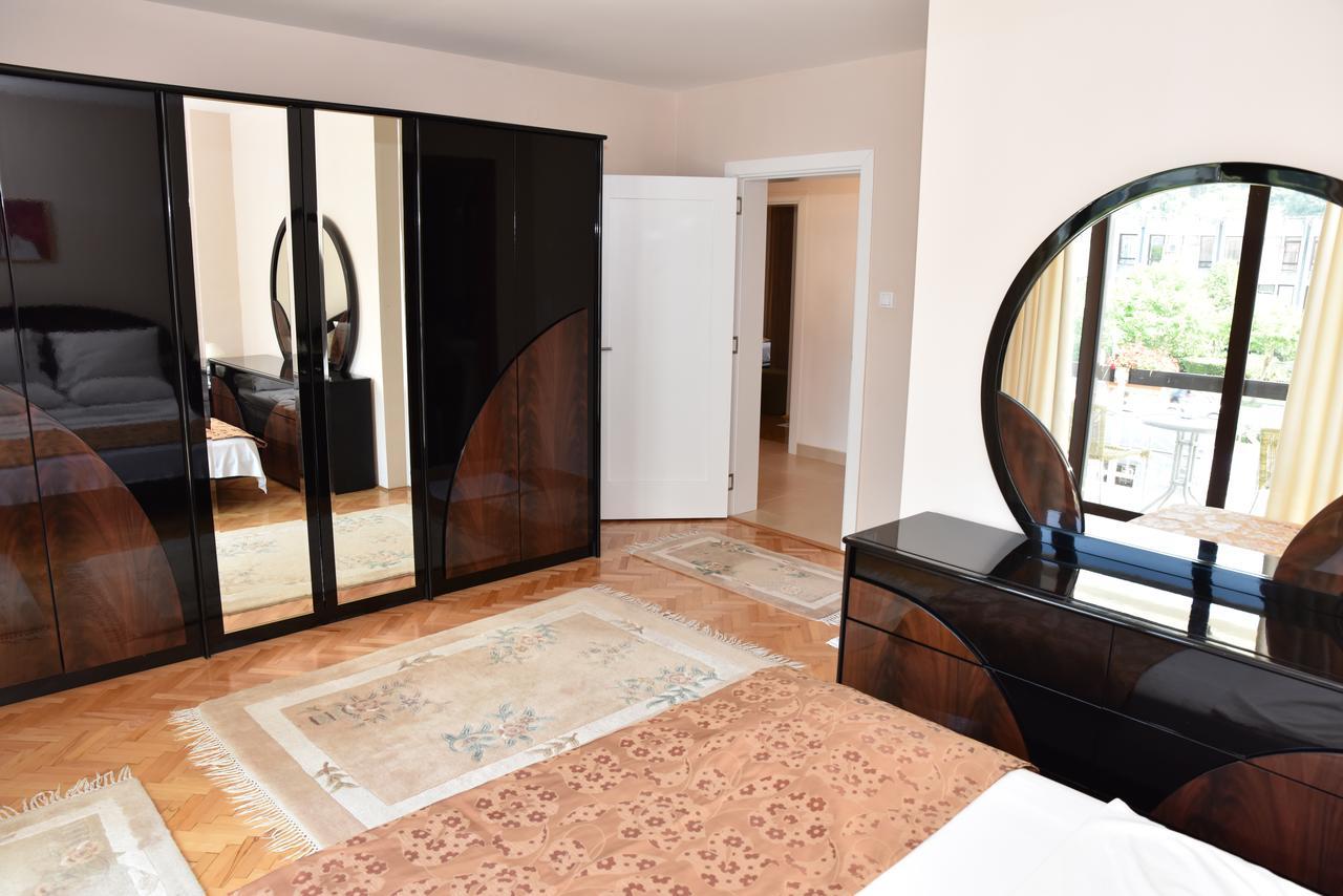 Guest House Evropa Ούλτσιν Εξωτερικό φωτογραφία